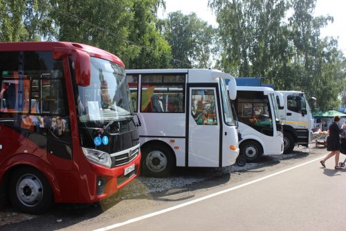 Омичей пригласили на тест-драйв автобусов и грузовиков в ООО «Ретракс» - «Новости Омска»