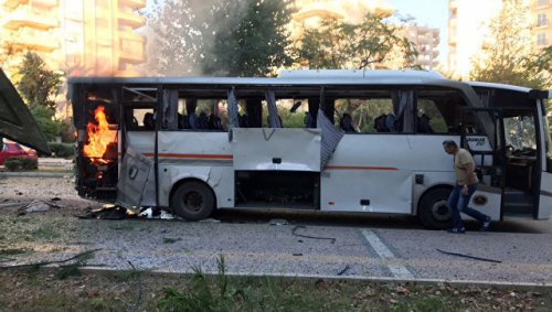 Взрыв автобуса в Турции: пострадали полицейские - «Происшествия»