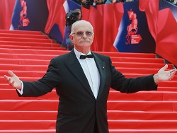 Михалков призвал ввести сбор за просмотр иностранных фильмов - «Новости Кино»