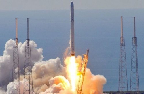 SpaceX отрицает проблемы с Falcon 9 при потере секретного спутника США - «Технологии»