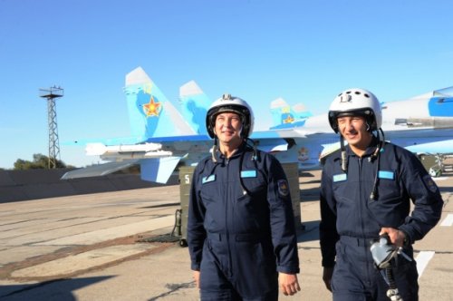 Казахстан предупредил, что будет сбивать неопознанные самолеты - «Азия»