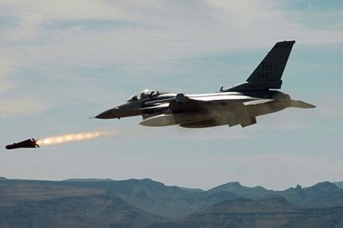 ВВС Израиля нанесли удар по авиабазе в Сирии - «Происшествия»