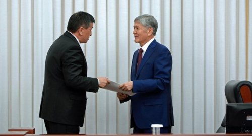 Бишкек: раскол между бывшим и действующим президентами Киргизии углубляется - «Аналитика»