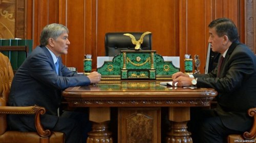 Атамбаев vs Жээнбеков: Киргизия начала движение к двоевластию? - «Аналитика»