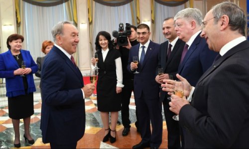 Назарбаев отметил высокий уровень отношений с Россией - «Азия»