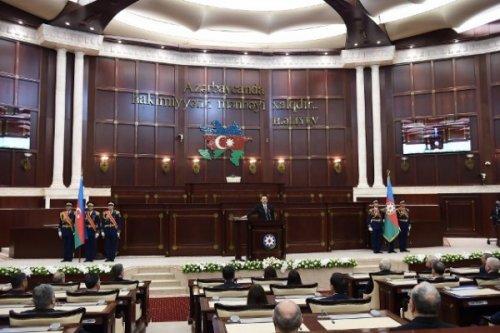 В парламенте Азербайджана прошла инаугурация президента Ильхама Алиева - «Общество»