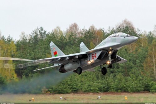 Белоруссия передала Сербии четыре истребителя МиГ-29 - «Белоруссия»