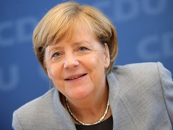 Меркель удостоена награды, которую вручали матери Терезе и Далай-ламе - «Общество»