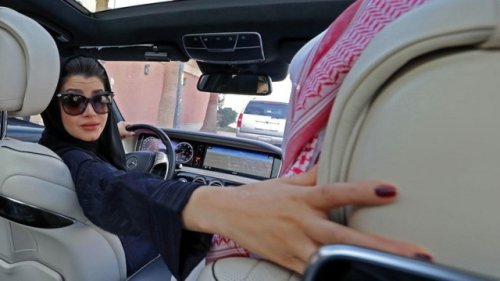Саудовские женщины сядут за руль автомобилей с 24 июня - «Транспорт»
