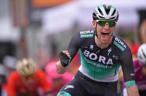 Ирландец Беннетт выиграл седьмой этап на велогонке «Джиро д’Италия» (+Видео) - «Велоспорт»