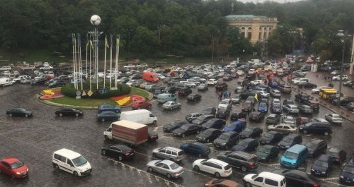 Киеву грозит транспортный коллапс из-за акции владельцев «евроблях» - «Украина»