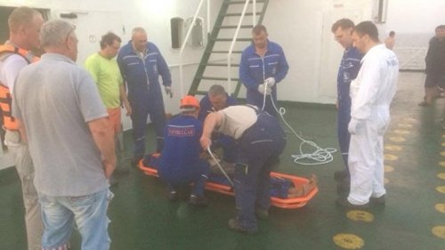 Оставаться людьми: крымчане спасли украинского моряка с болгарского парома - «Антимайдан»