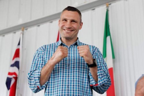 Виталий Кличко оставил отпечаток кулака для музея бокса в Нью-Йорке (Фото, Видео) - «Спорт»