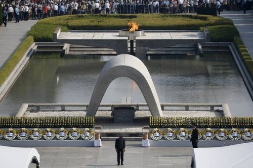 В Японии минутой молчания почтили жертв бомбардировки Нагасаки - «США»