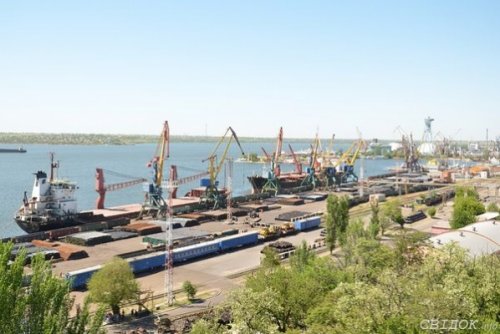 На Украине планируют арестовать еще одно судно из России - «Россия»