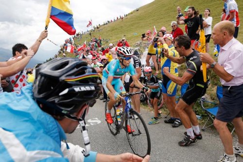 Винченцо Нибали: Болельщики на трассе готовы на все, лишь бы попасть в телевизор - «Велоспорт»