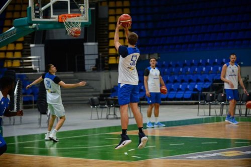 Окончательный состав мужской сборной Украины по баскетболу на матч против Испании - «Баскетбол»