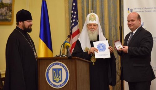 Раскольный украинский «патриарх» Филарет раздает ордена в Вашингтоне - «Украина»