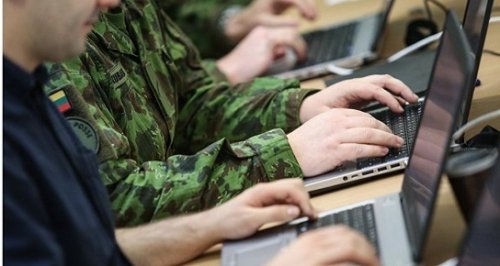 Литовских военных уличили в сборе личных данных интернет-пользователей - «Технологии»