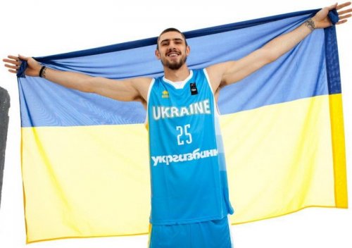 Михайлюк и Лень примерили форму сборной Украины (Фото) - «Спорт»