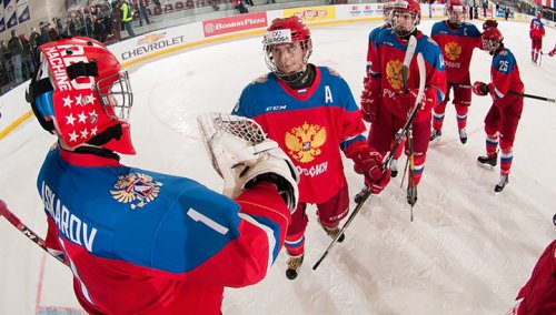 Юниорская сборная России вышла в финал Мирового кубка вызова по хоккею - «Новости дня»