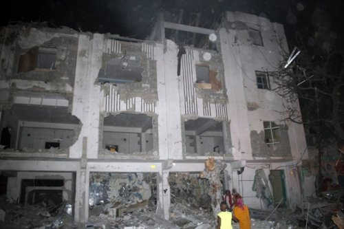 Атака боевиков «Аш-Шабаб» в Могадишо: 18 погибших - «Ближний Восток»