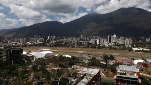 Мосты на границе с Колумбией будут оставаться закрытыми, пока существует угроза Венесуэле - «Новости Дня»