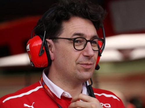Босс Ferrari передумал давать Феттелю приоритет над Леклером, но не совсем - «Спорт»
